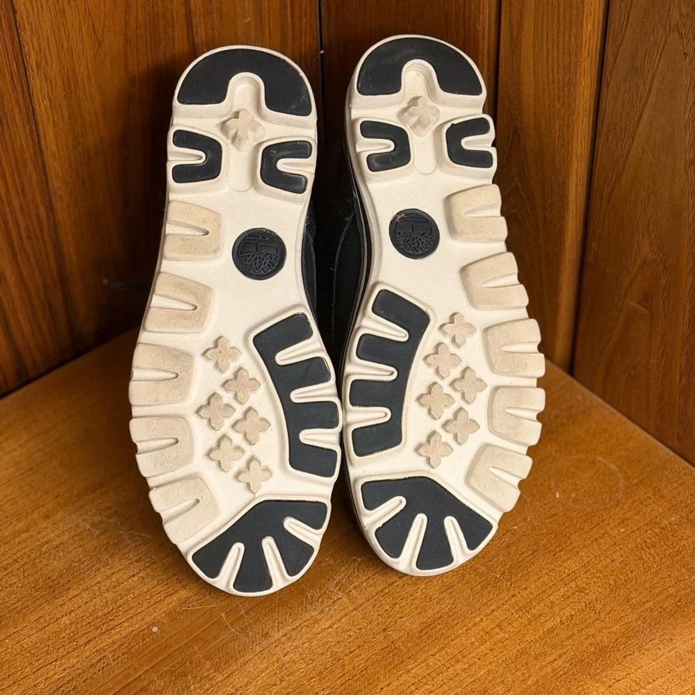 Timberland  Women's Size 7.5